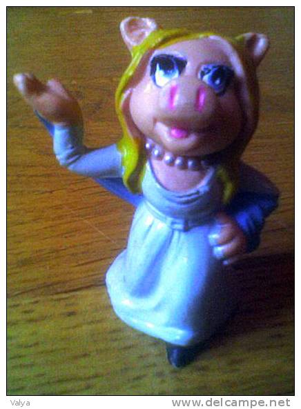 Figurine MISS PIGGY La Cochonne De La Série MUPPET´S SHOW - LES MUPPETS - Autres & Non Classés