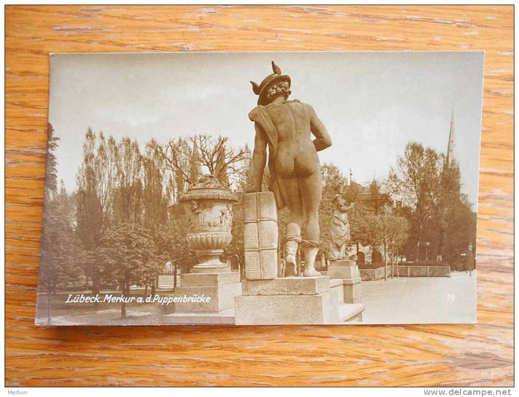 LÜBECK  Merkur A.d. Puppenbrücke     1930´s     VF    D14984 - Luebeck