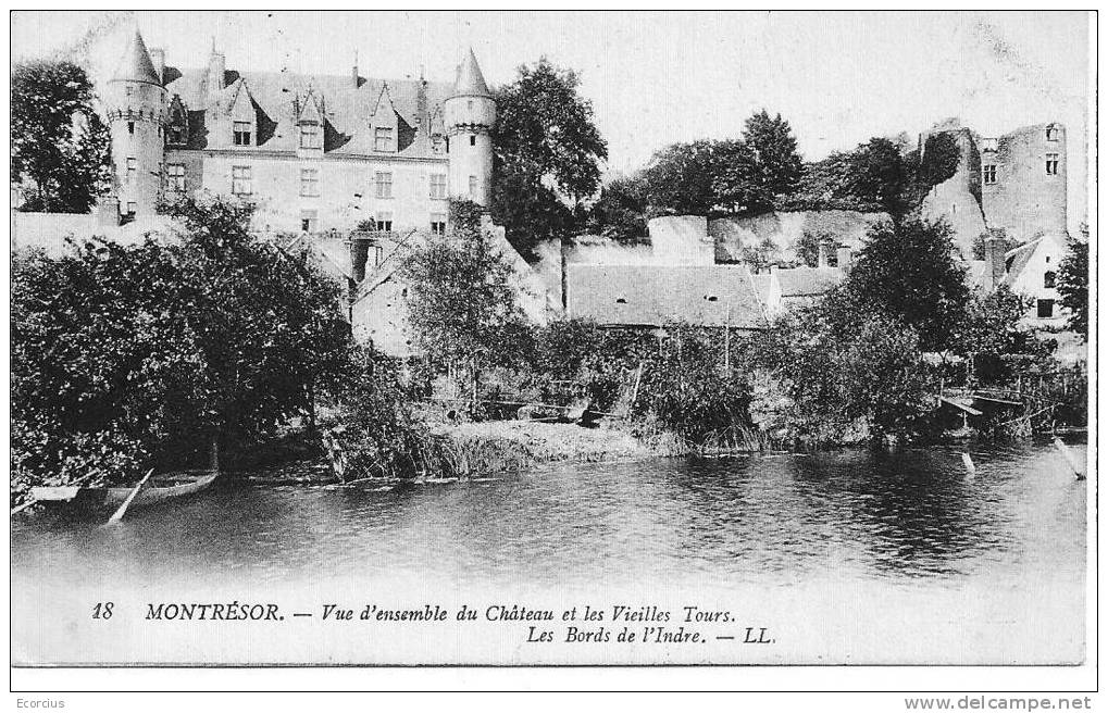 CPA - MONTRESOR - VUE D´ENSEMBLE DU CHATEAU ET LES VIEILLES TOURS - LES BORDS DE L´INDRE - Montrésor