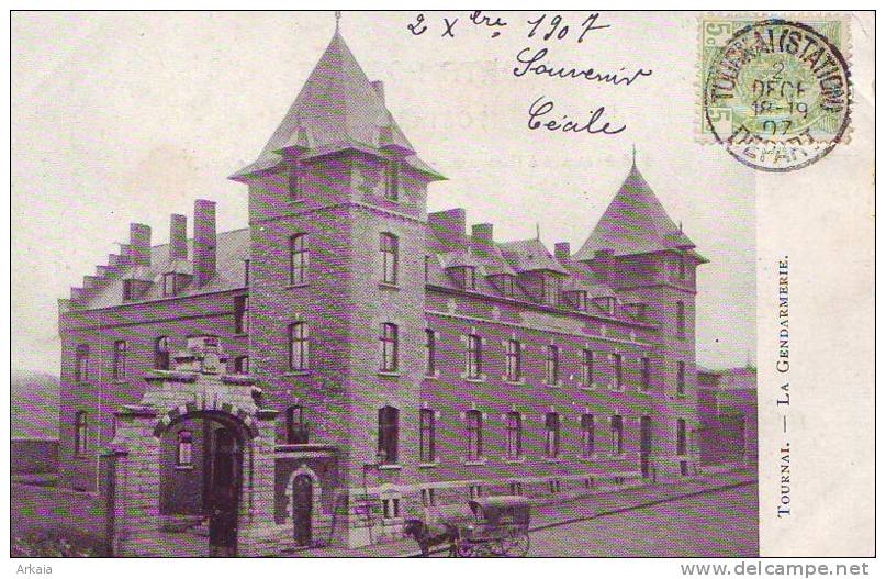 TOURNAI = La Gendarmerie + Attelage (ss Edit.) 1907 + Timbre 5c Au Recto - Doornik