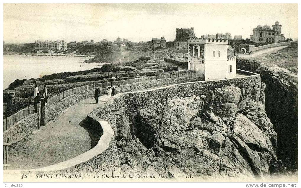 35 ST LUNAIRE Chemin De La Croix Du Décollé  Beau Plan Animé  1910 - Saint-Lunaire