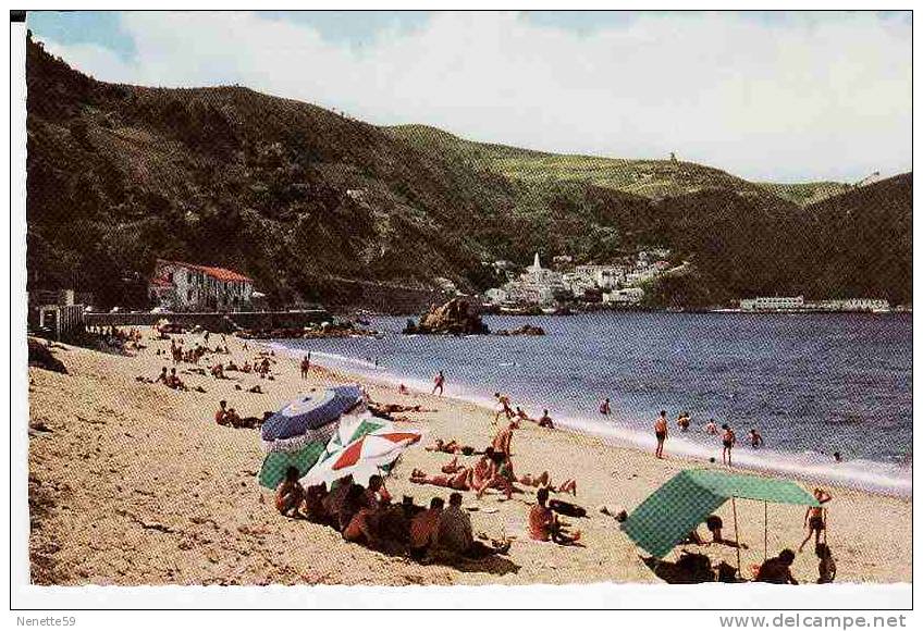 ALGERIE SKIKDA La Plage Animée ; Vue Sur Stora CPSM Des Années 50 - Skikda (Philippeville)