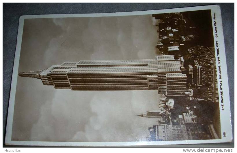Philately,Red Cross Additional Stamp,USA,New York,Empire State Building,Original Photo,vintage Postcard - Croix-Rouge