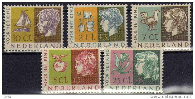 Netherlands / For Children (hinged) - Unused Stamps