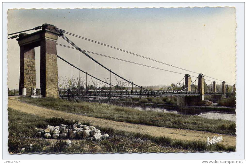 K10 - CHATILLON-sur-LOIRE - Le Pont Sur La Loire (jolie Carte Semi-moderne) - Chatillon Sur Loire