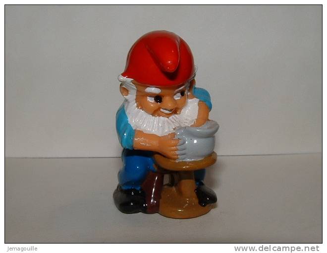 KINDER - Les Nains Travailleurs - Nain Pitier - Figurine Sans Bpz * - Monoblocs