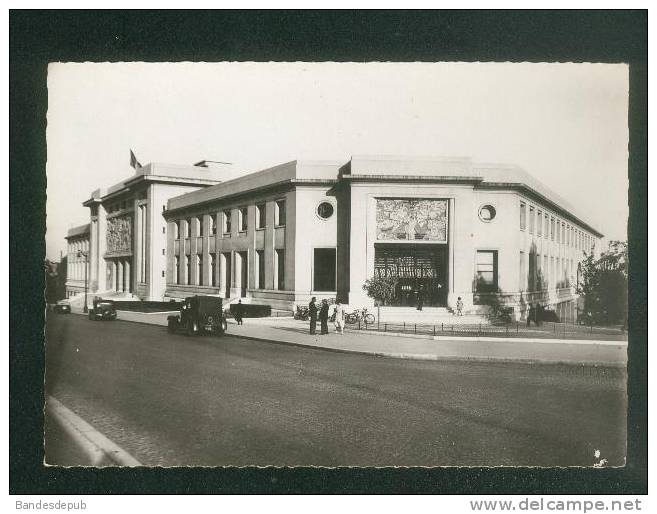 CPSM - Puteaux (92) - L' Hôtel De Ville Côté Poste ( Automobile Ed.POLY) - Puteaux