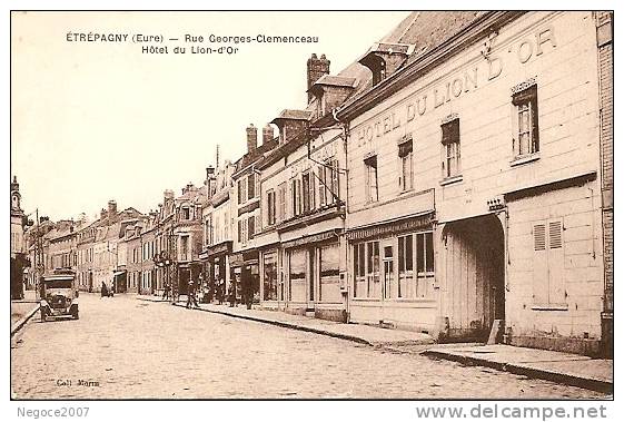 Etrépagny: 27~~la Rue Georges-Clémenceau ,l´hotel Du Lion-d´Or { Pte Animation } - Ristoranti