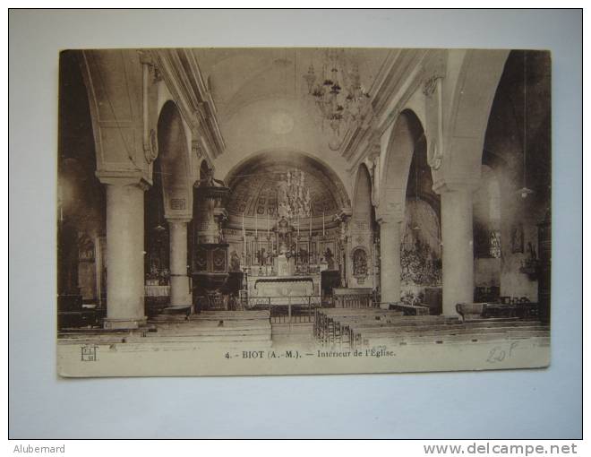 Intérieur De L'Eglise - Biot