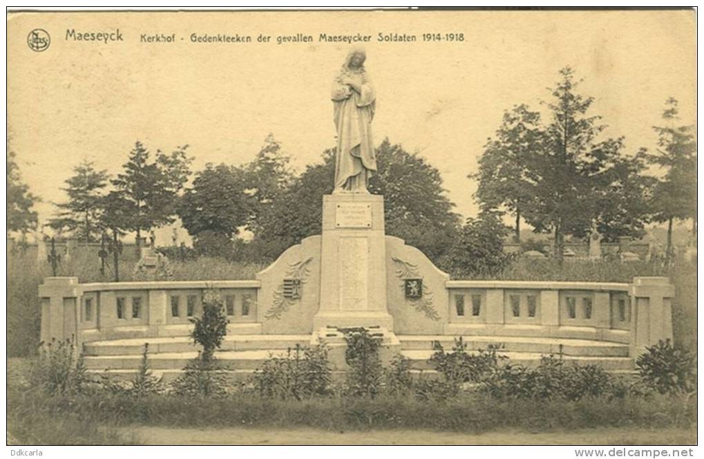 Maeseyck - Kerkhof - Gedenkteeken Der Gevallen Maeseycker Soldaten 1914-1918 - Maaseik