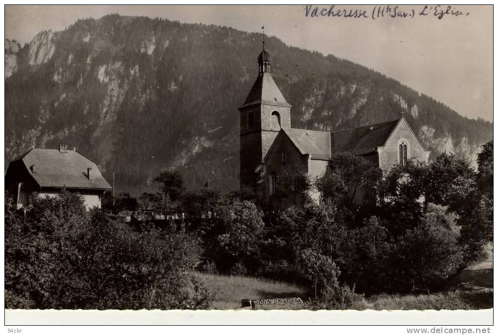 CPSMPF (74)   VACHERESSE L Eglise - Vacheresse