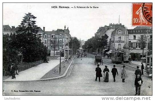 35 RENNES L'AVENUE DE LA GARE  EDIT ROUSSELLIERE VOYAGEE 1920 - Rennes