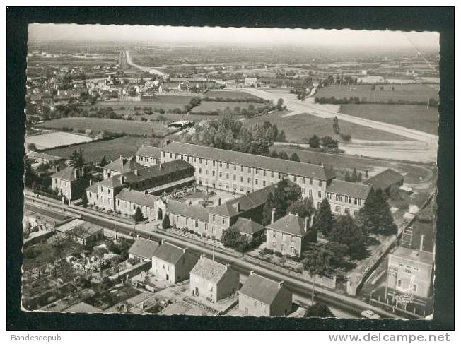 CPSM - En Avion Au-dessus De SAVENAY (44) - L' Ecole Normale ( Vue Aérienne LAPIE 4) - Savenay