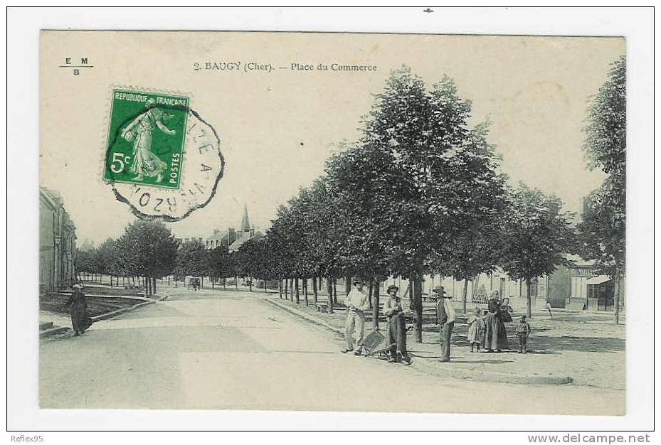 BAUGY - Place Du Commerce - Baugy