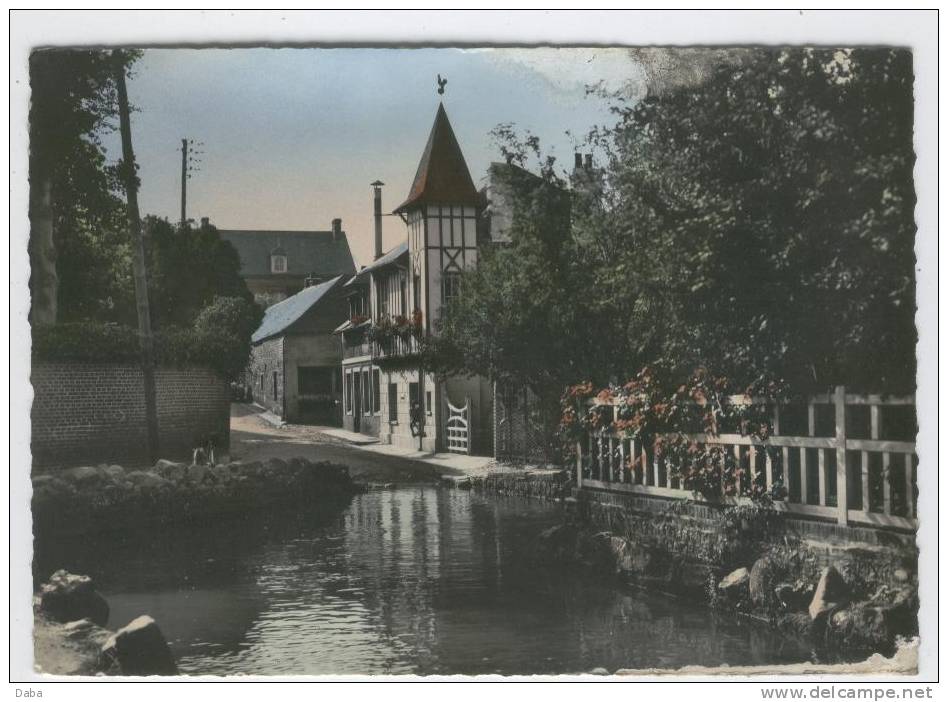 VEULES LES ROSES. UN COIN DE L'ABREUVOIR - Veules Les Roses