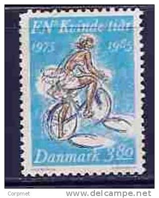 DENMARK  - WOMAN In BICYCLE -  Yvert # 848 - VF USED - Unused Stamps