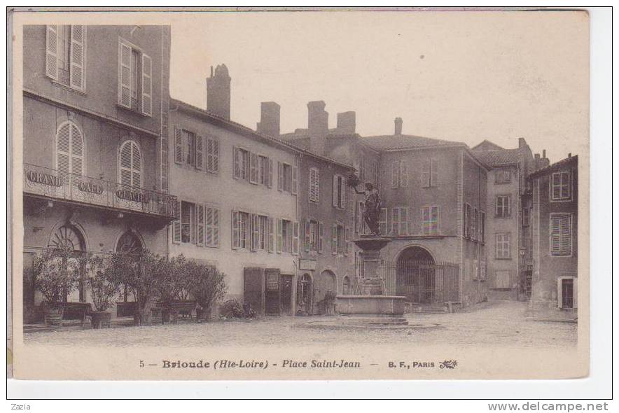 43.010/ BRIOUDE -Place St Jean - Brioude