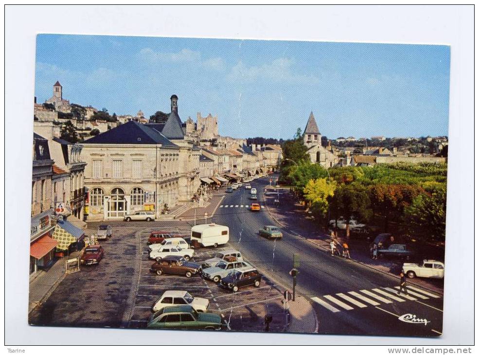 86 - Hotel De Ville Et église ND à CHAUVIGNY - Chauvigny