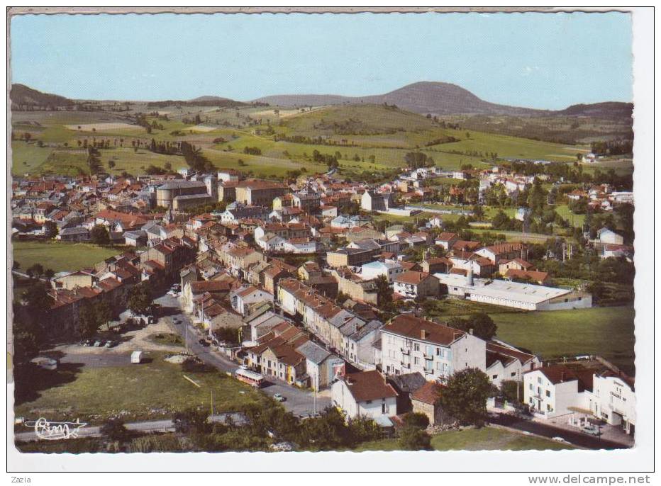 43.136/ YSSINGEAUX -Vue Générale Aérienne - Cpm Gd Format - Yssingeaux