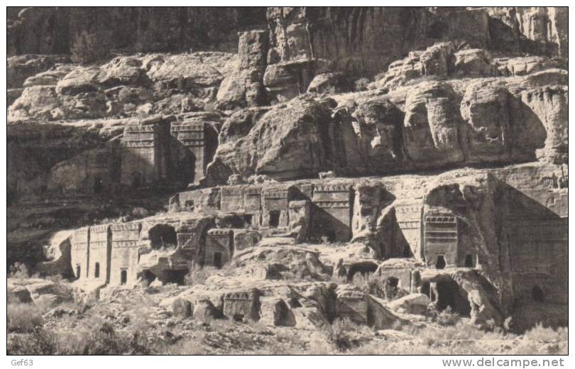Petra - Tiers Of  Rock Cut Tombs - Jordanie - Jordanie