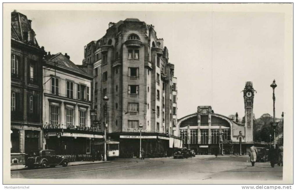 Rouen Seine-Maritime 76. Quartier De La Gare Rive Droite. Café Métropole. Tram. Café De La Gare. Vieilles Voitures. - Rouen