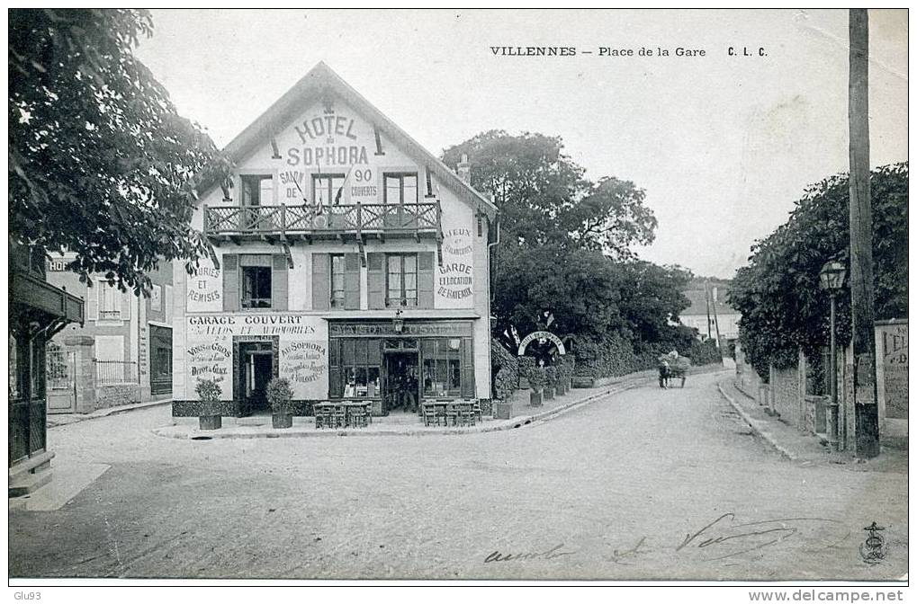 CPA - Villennes (78) - Place De La Gare - C. L. C. - Hôtel Du Sophora - Villennes-sur-Seine