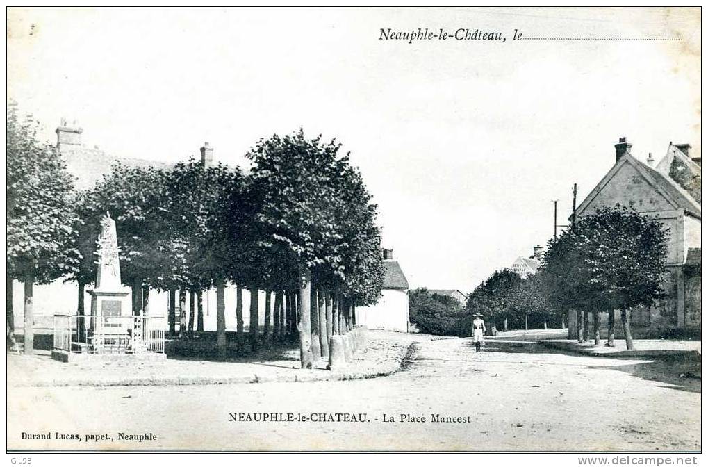 CPA - Neauphle-le-Château (78) - Lot De 2 CP - La Gouttière - La Place Mancest - Neauphle Le Chateau