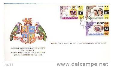 JolieFDC 1er Jour Dominica Dominique Silver Jubilee Queen Reine Elizabeth II 9-02-1977 -armoiries Blason Perroquet - Dominique (1978-...)