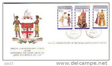 Jolie FDC 1er Jour Fiji Fidji Silver Jubilee Queen Reine Elizabeth II 9-02-77 Armoiries Blason écusson - Fiji (1970-...)