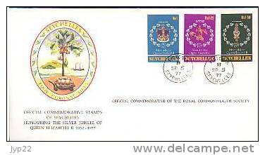 Jolie FDC 1er Jour Seychelles Silver Jubilee Queen Reine Elizabeth II 9-02-77 Armoiries Blason Tortue - Seychellen (1976-...)