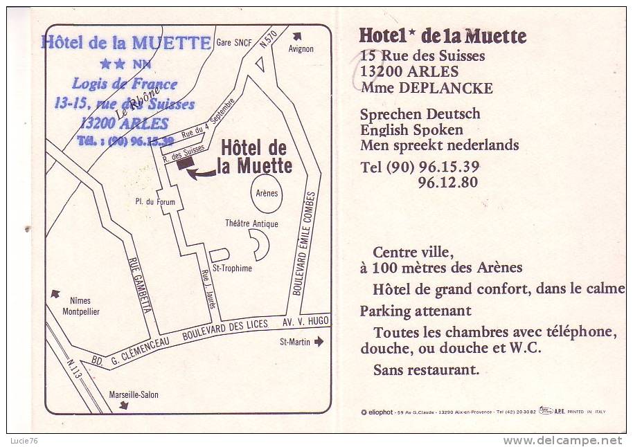 CARTE PUBLICITAIRE   -  ARLES  -  Hôtel De La MUETTE - 15, Rue Des Suisses - 3 Vues - Otros & Sin Clasificación