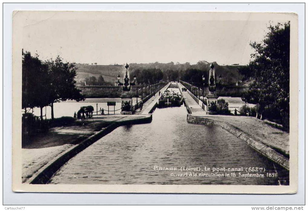 K10 - BRIARE - Le Pont-canal (Jolie Carte Semi-moderne De 1950) - Briare