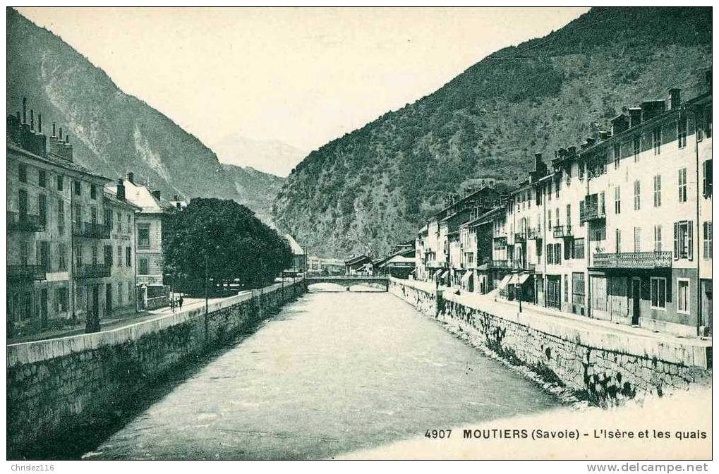 73 MOUTIERS L'Isère Et Les Quais  Beau Plan - Moutiers