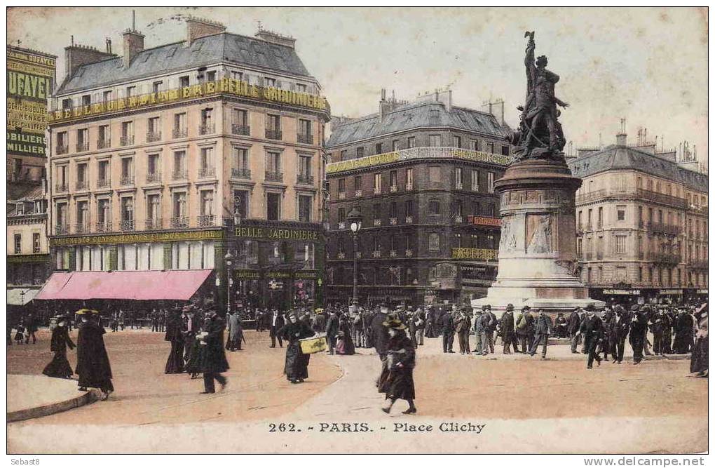 PARIS PLACE CLICHY - District 17