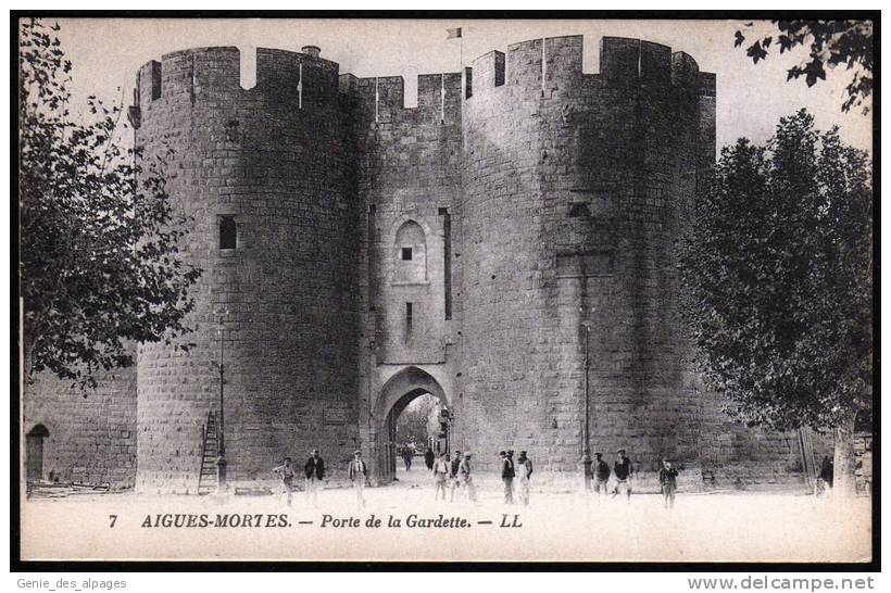 30 AIGUES MORTES -7- Porte De La Gardette, Ed LL, Animée, Ed Levy Et Neurdein, Dos Div. Vierge, Bon état - Aigues-Mortes