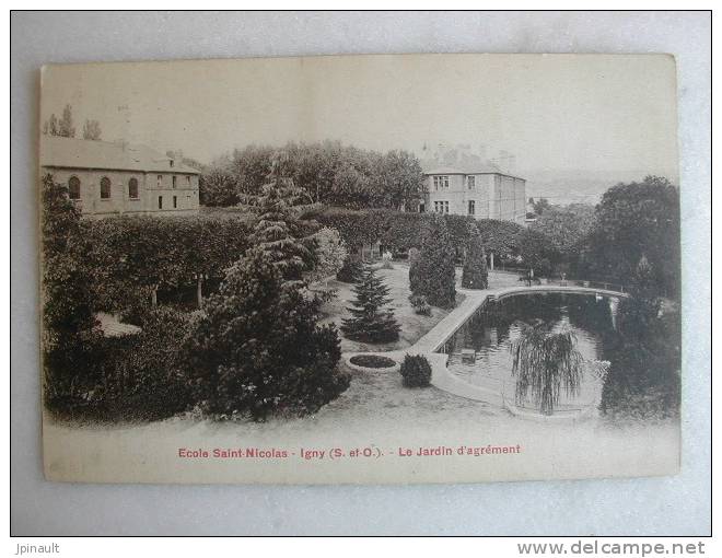 IGNY - Ecole Saint Nicolas - Le Jardin D´agrément - Igny