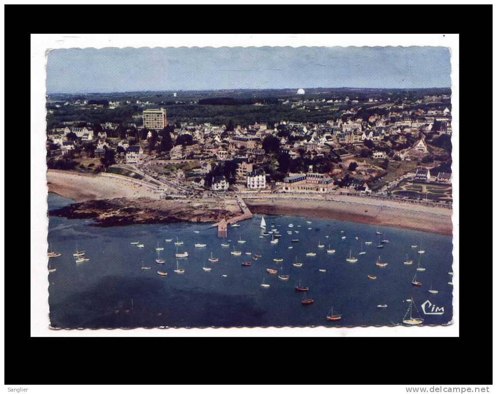 TREBEURDEN CI. 473-89 - VUE AERIENNE . LE PORT . A L'HORIZON LA STATION SPACIALE - Trébeurden