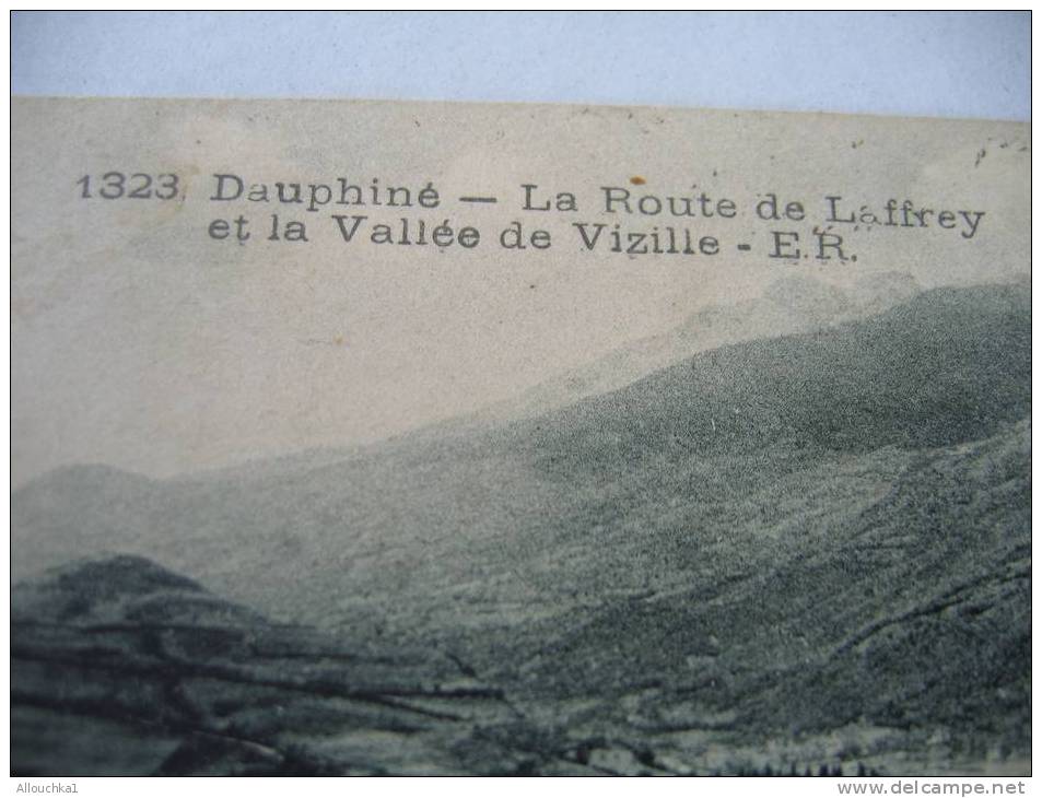 CPA DU DAUPHINE  /  ISERE  38 / DE 1922 LAFFREY LA ROUTE DE LAFFREY & VALLEE VIELLE - Laffrey