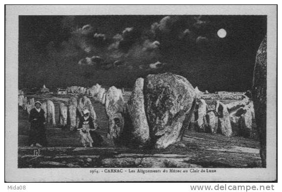 56.CARNAC.  LES ALIGNEMENTS DU MENEC AU CLAIR DE LUNE. - Dolmen & Menhirs