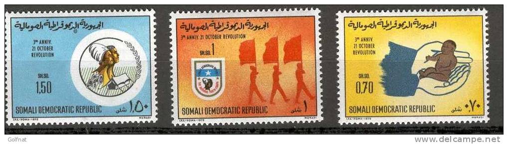 1972 SOMALIE 3° ANNIVERSAIRE DE LA REVOLUTION 3 VAL - Somalië (1960-...)