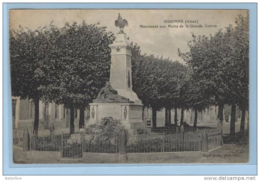 SISSONNE  MONUMENT AUX MORTS DE LA GRANDE GUERRE - Sissonne