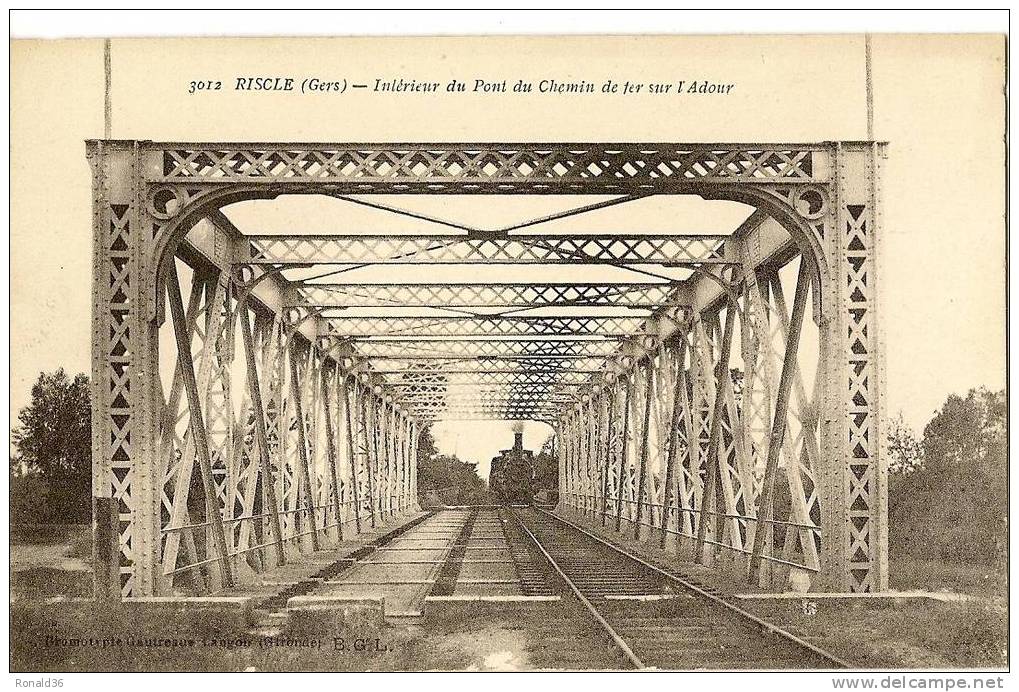 CP 32 RISCLE Intérieur Du Pont Du Chemin De Fer Sur L´adour (train) - Riscle