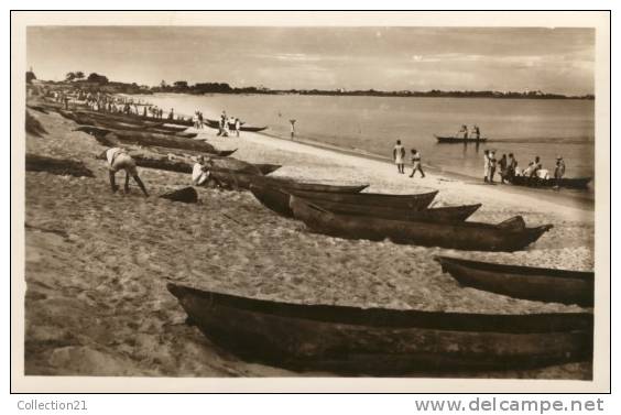 CONGO ... POINTE NOIRE .... PIROGUE DE PECHE - Pointe-Noire