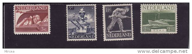 Pays- Bas 1946 - Yv.no.429/32 Neufs* - Neufs