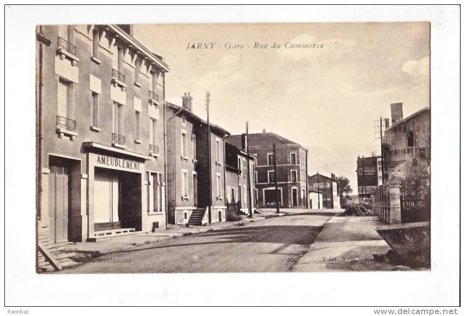 CPA---54---JARNY----RUE DU COMMERCE - Jarny