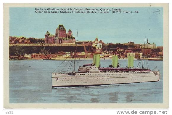 Canada  - Bateaux - Paquebots - O949 -  Québec - Un Transatlantique Devant Le Château Frontenac - état - Québec - Château Frontenac