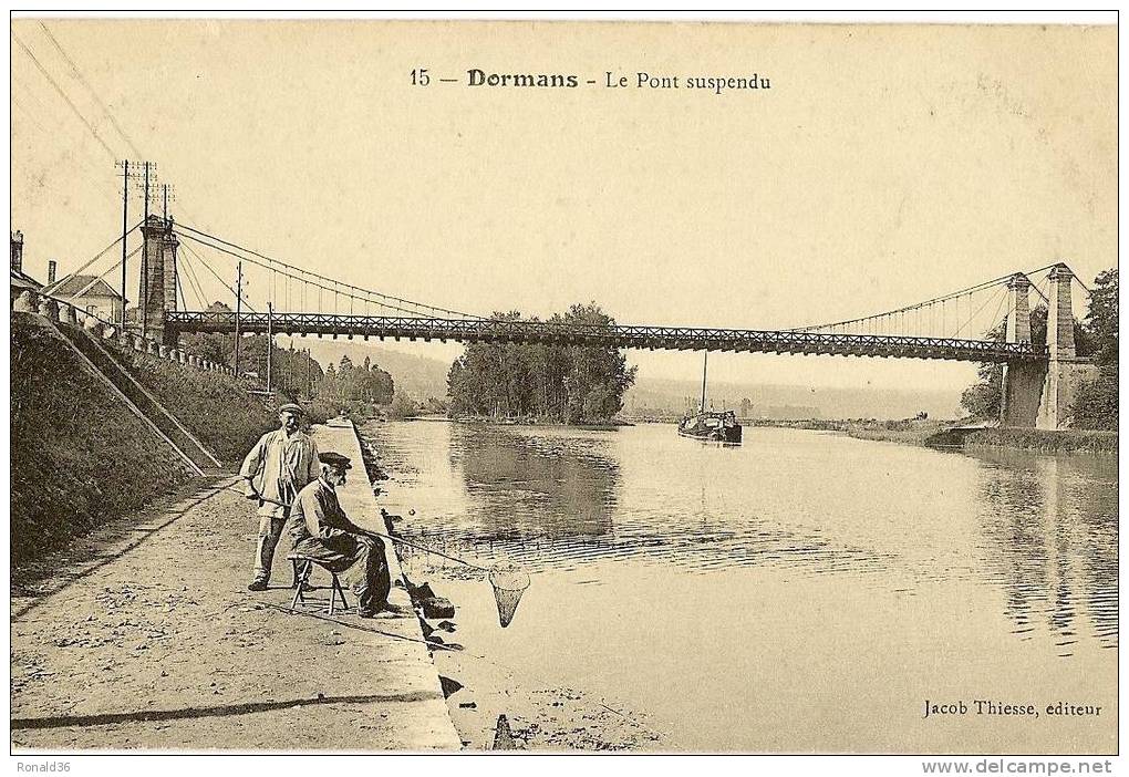 CP 51 DORMANS Le Pont Suspendu ( Pêcheurs , Péniche ) - Dormans