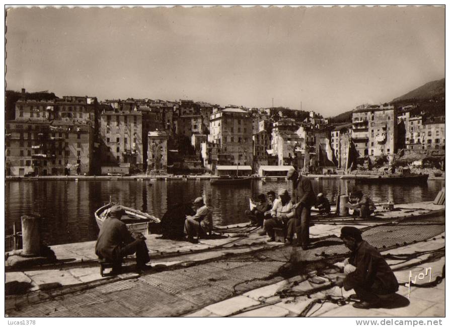 20 /  BASTIA / LE  PORT DES PECHEURS / TRES BELLE CPSM ANIMEE 1953 - Bastia