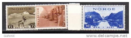 Serie Tre Valori TOURISMO NUOVA * - Unused Stamps