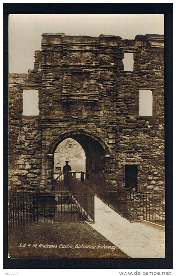 Early Real Photo Postcard St. Andrew´s Castle Entrance Gateway Fife Scotland - Ref A29 - Fife